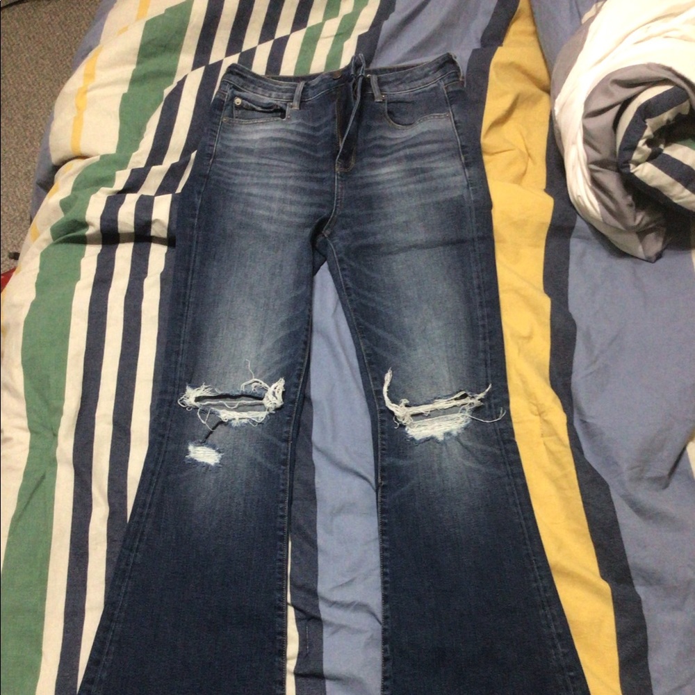 American Eagle High Waisted Distressed Bells